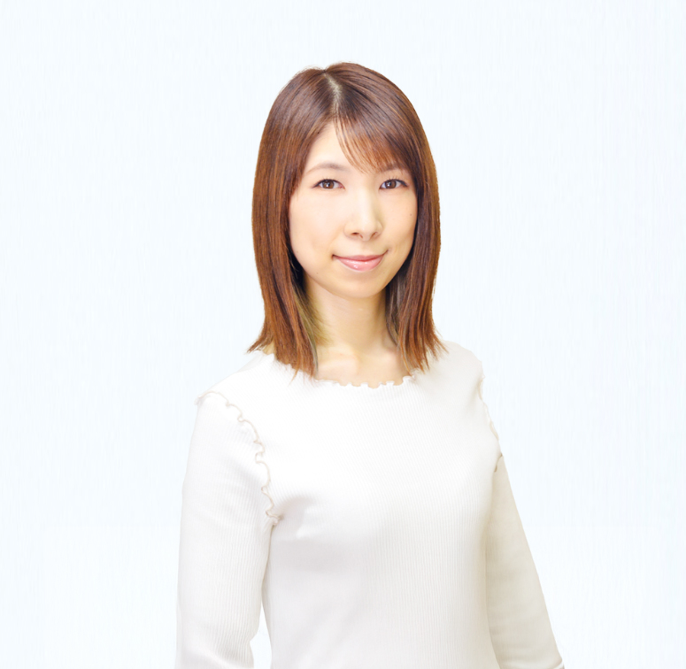 歯科医師　青野茉莉恵